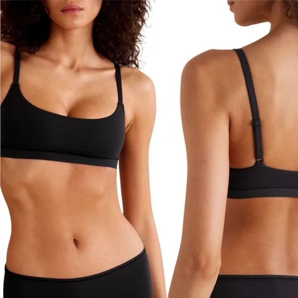 SKIMS FITS EVERYBODY SCOOP BRALETTE NWOT size S ONYX - Picture 1 of 7